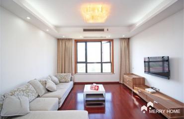 3brs at Jing An , close to metro line 7,12 &13